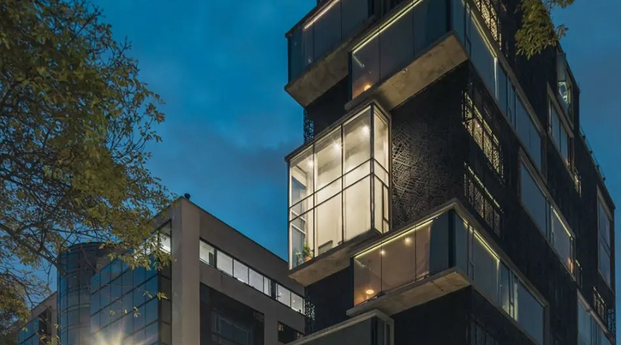 theclickclakhotel
